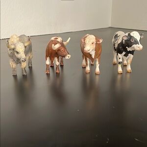 Farm Animal Action Figure Set - Brown, Black, White